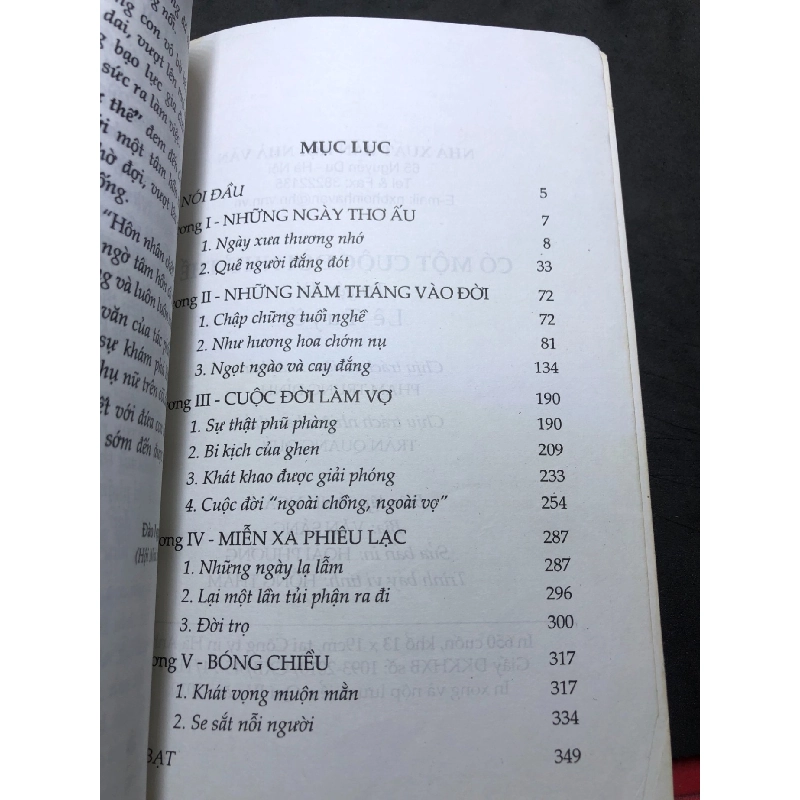 Có một cuộc đời như thế mới 70% ố bẩn có dấu mộc và viết nhẹ trang đầu 2010 Lê Tuyết HPB0906 SÁCH VĂN HỌC 914958