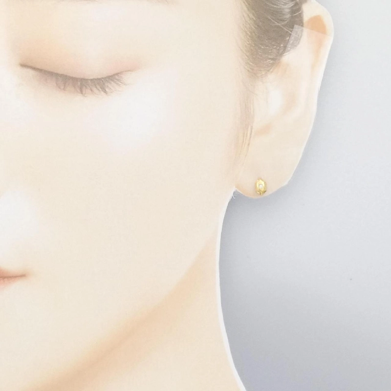 K18YG Bông tai kim cương 0.02CT - Hàng hiệu Chính hãng 869003