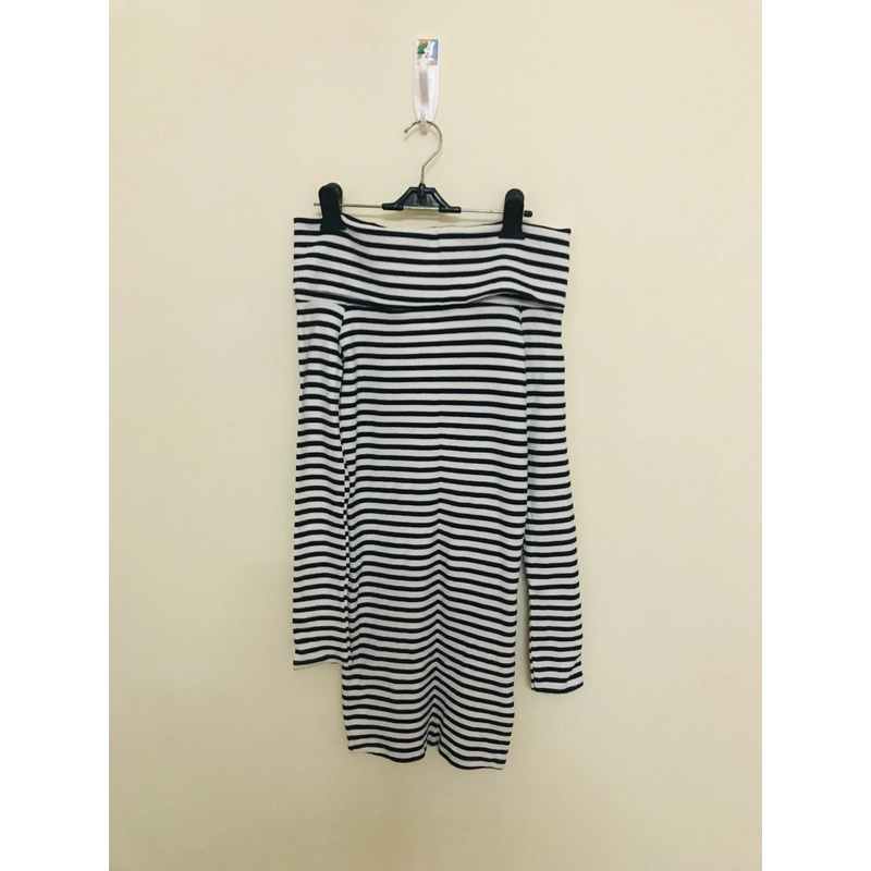 Đầm trễ vai Zara 445559