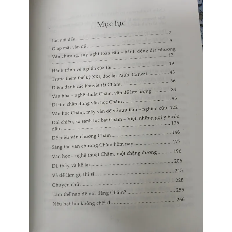 VĂN HÓA - XÃ HỘI CHĂM NGHIÊN CỨU VÀ ĐỐI THOẠI - INRASARA 730762