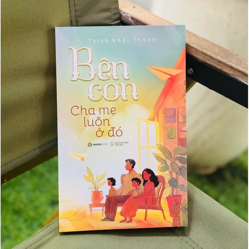 Bên con cha mẹ luôn ở đó 551133