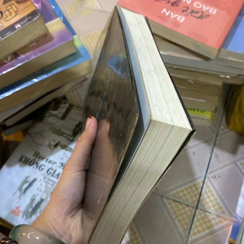 7 năm bóng tối  972377