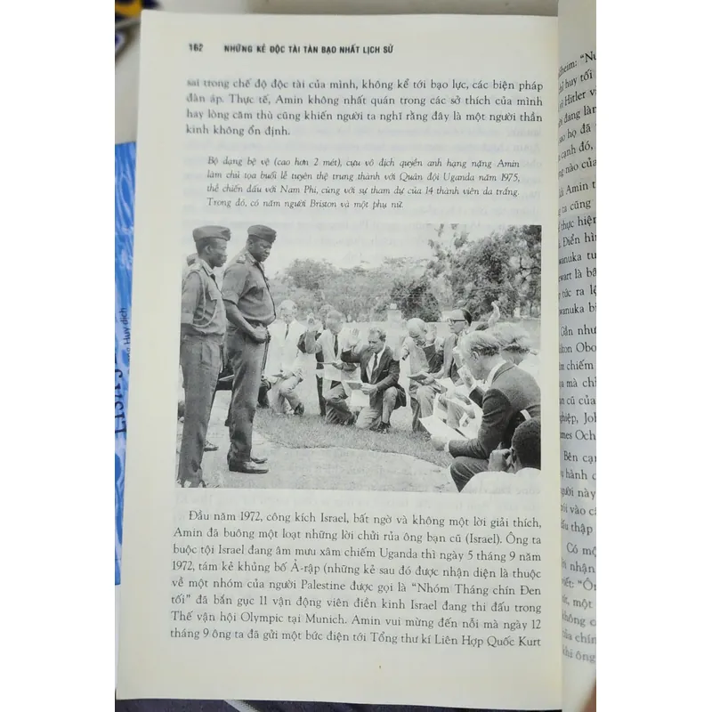 Những kẻ độc tài, tàn bạo nhất lịch sử (NXB Công An Nhân Dân) 720461