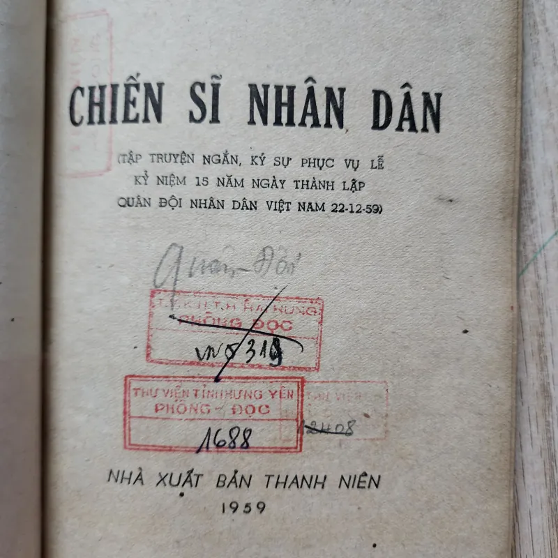 Chiến sĩ nhân dân | nguyễn minh châu. Trần thanh địch | 1959 977281