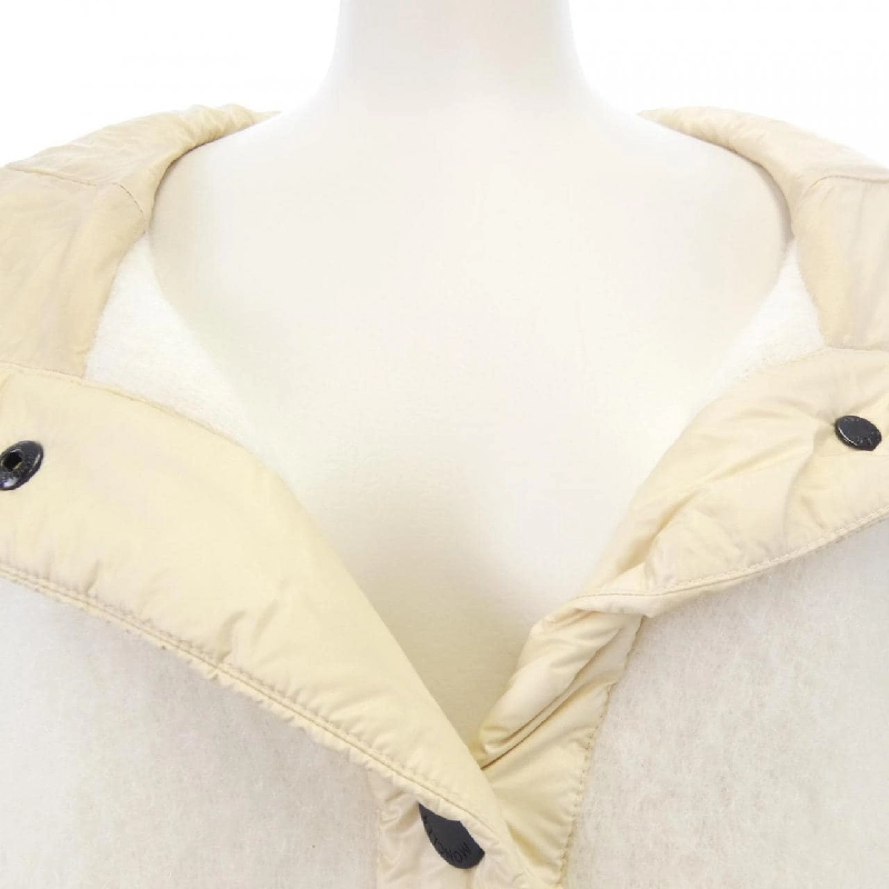 MONCLER GRENOBLE 20983G00004 Áo khoác lông - Hàng hiệu Authentic 810286