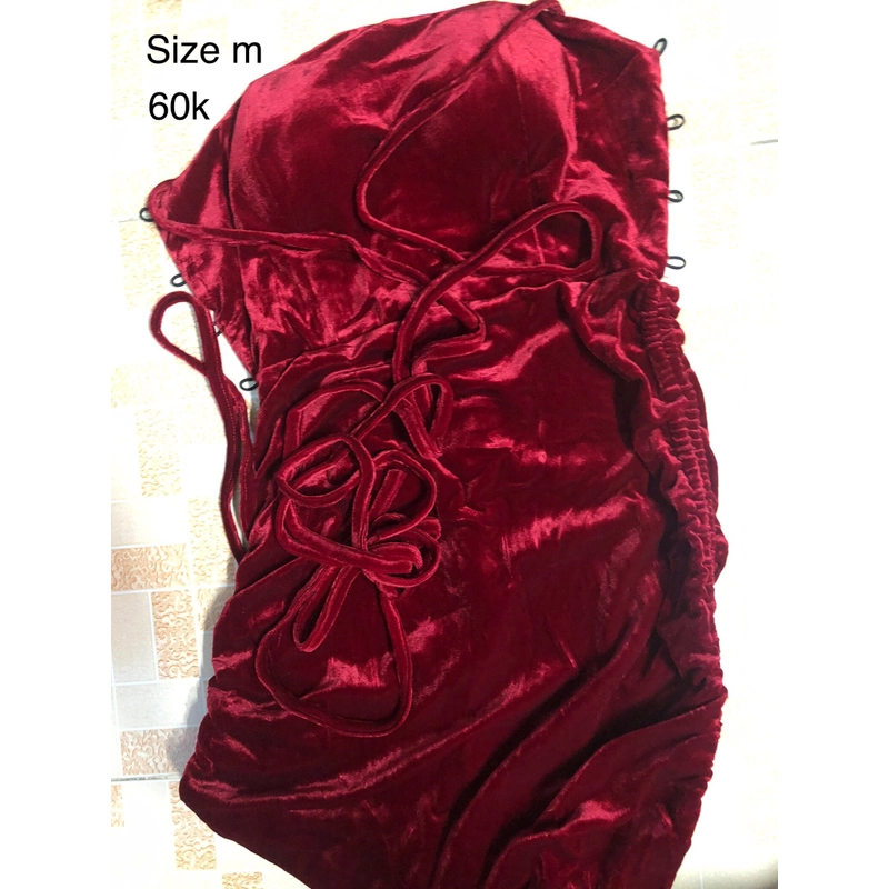 Váy , đầm , áo thun, áo crop top, Jum mới  mua không  mặc vừa bán lại 479322