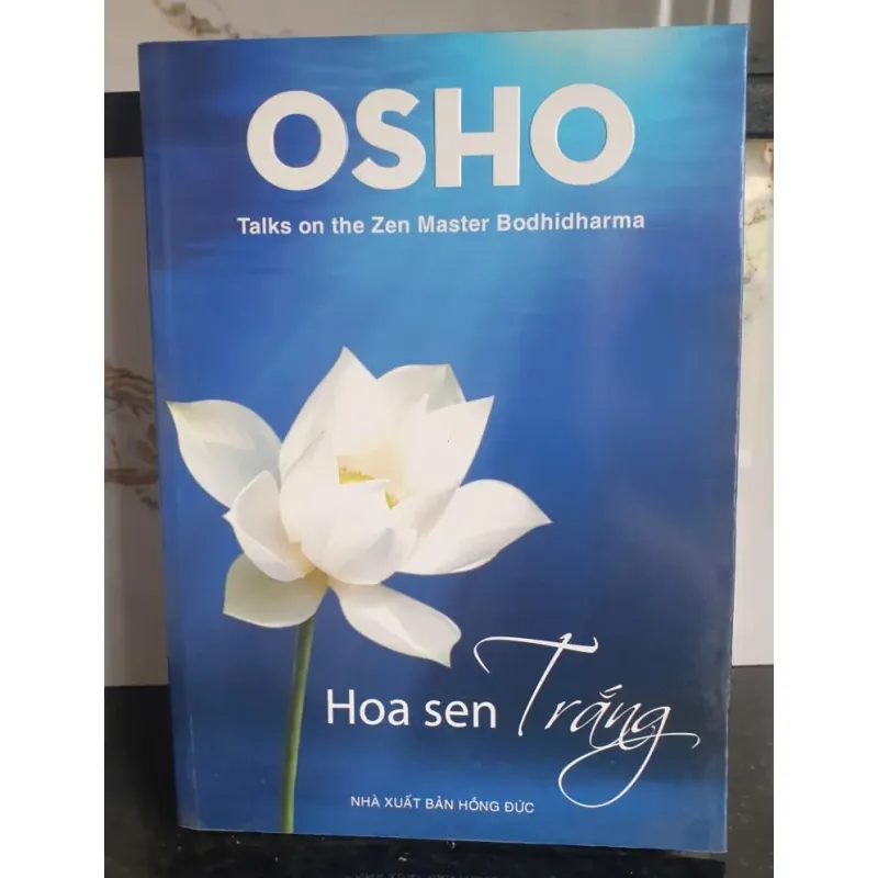 Hoa Sen Trắng - Phản ánh chân thực nội dung về hoa sen và thiền 700854