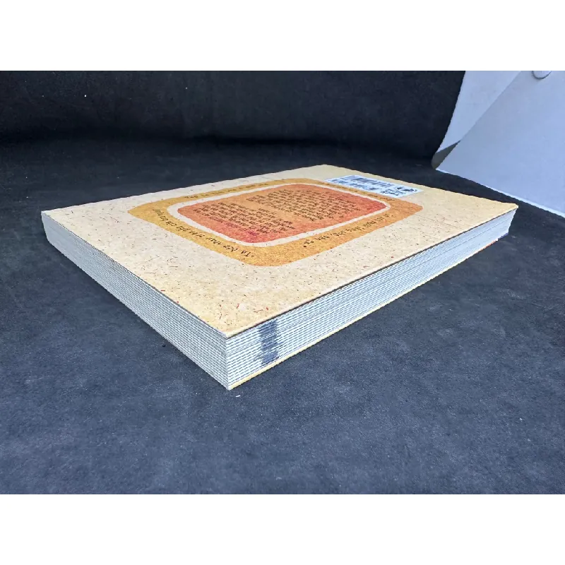 [Phiên Chợ Sách Cũ] Có Một Phố Vừa Đi Qua Phố - Đình Vũ Hoàng Nguyên 1304, 2018 433745