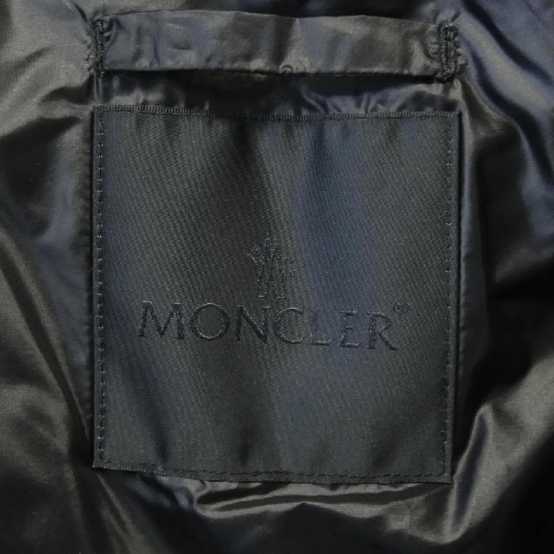 Áo khoác lông vũ MONCLER 643783