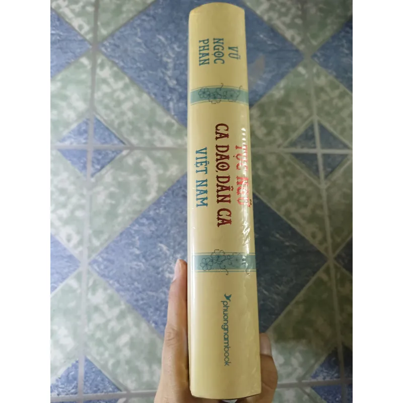 Tục ngữ ca dao dân ca Việt Nam - Vũ Ngọc Phan 756152