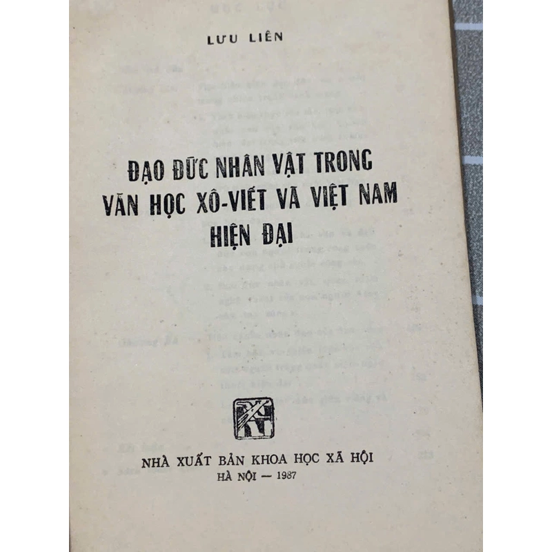 LƯU LIÊN , ĐẠO ĐỨC NHÂN VẬT TRONG  VĂN HỌC XÔ-VIẾT VÀ VIỆT NAM HIỆN ĐẠI 545886