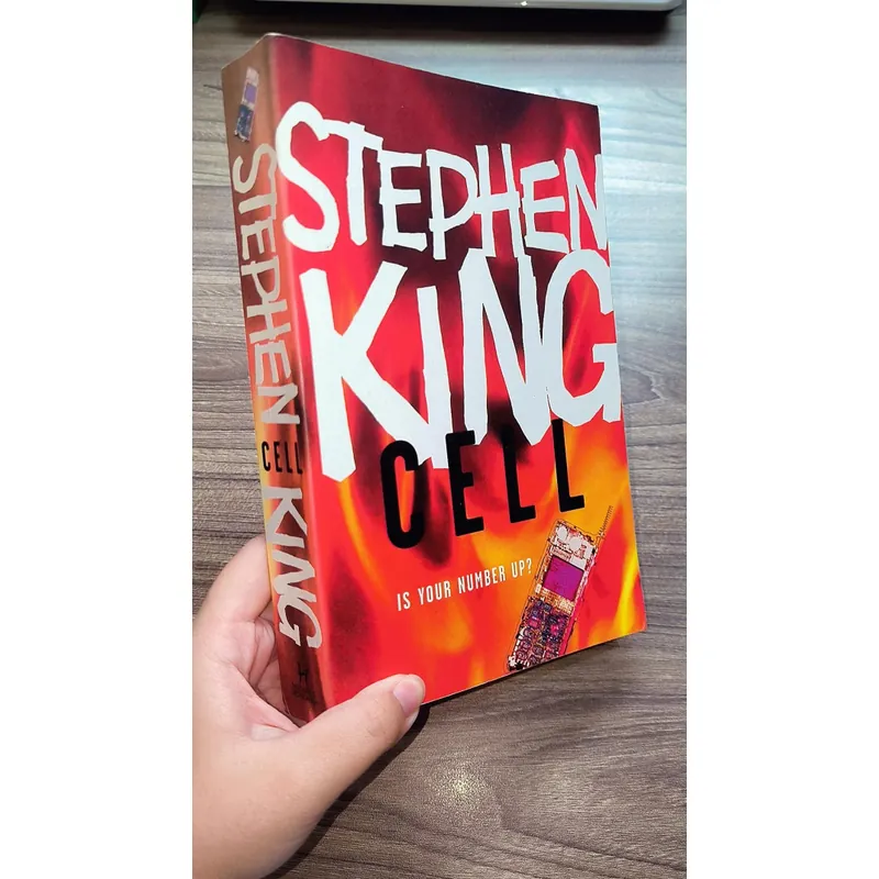 Cell by Stephen King (khổ lớn) 723219
