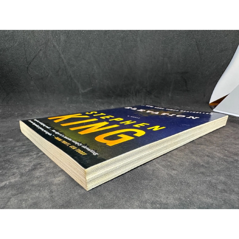 Elevation- Stephen King New 90% SBM1705 911322