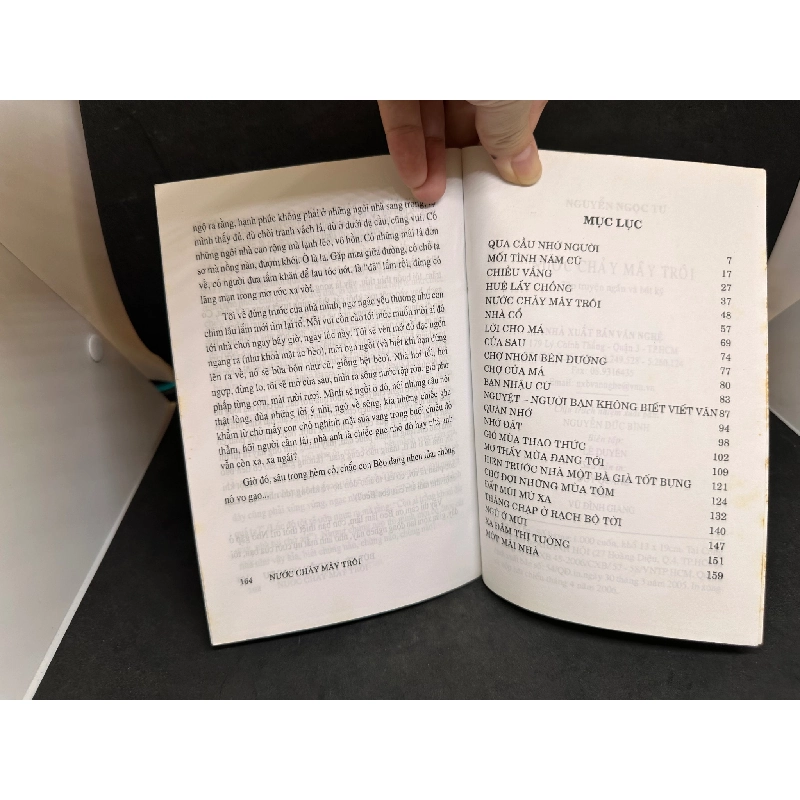 [Phiên Chợ Sách Cũ] Nước Chảy Mây Trôi, 2006 - Nguyễn Ngọc Tư H1004-SBM 1018010