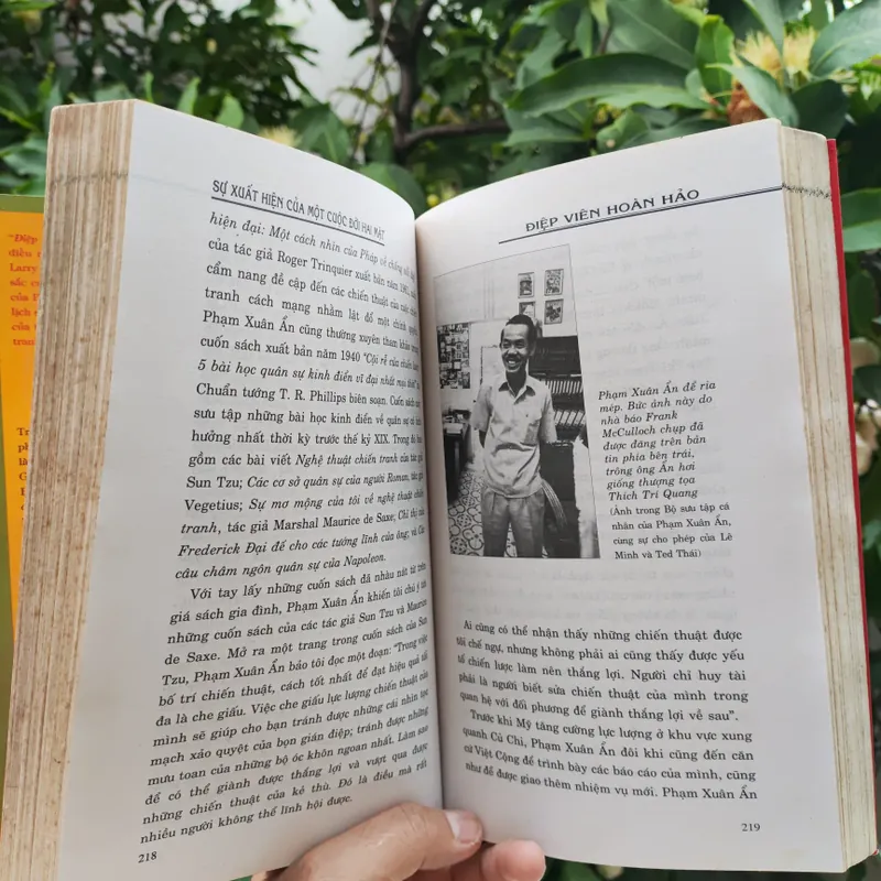 Điệp Viên Hoàn Hảo - Cuộc Đời Hai Mặt Không Thể Tin Được Của Phạm Xuân Ẩn 727402