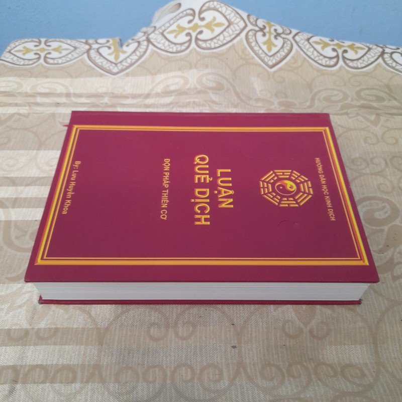 Sách Luận Quẻ Kinh Dịch 191445