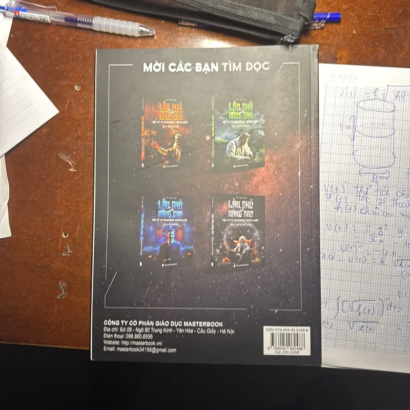 Sách vật lý 12 ( chủ đề vật lý hạt nhân ) của thầy Vũ Tuấn Anh 925459