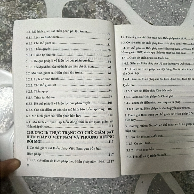 Chuyên khảo luật: Cơ chế giám sát hiến pháp với việc bảo đảm quyền con người 278554