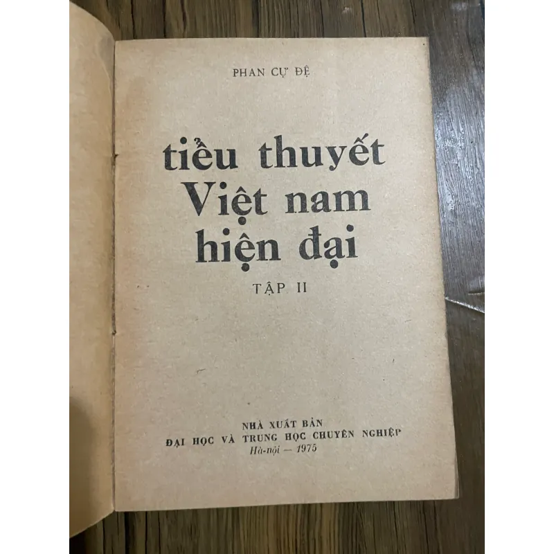 PHAN CỰ ĐỆ - TIỂU THUYẾT VIỆT NAM HIỆN ĐẠI, 2 TẬP , DÀY KHOẢNG 700 TRANG 592143