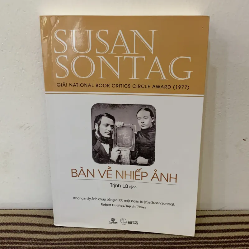 Bàn về nhiếp ảnh 1025854