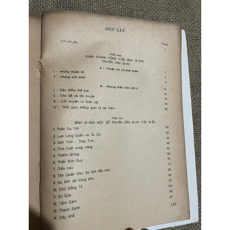 Bình giảng truyện dân gian - Hoàng Tiến Tựu  593423