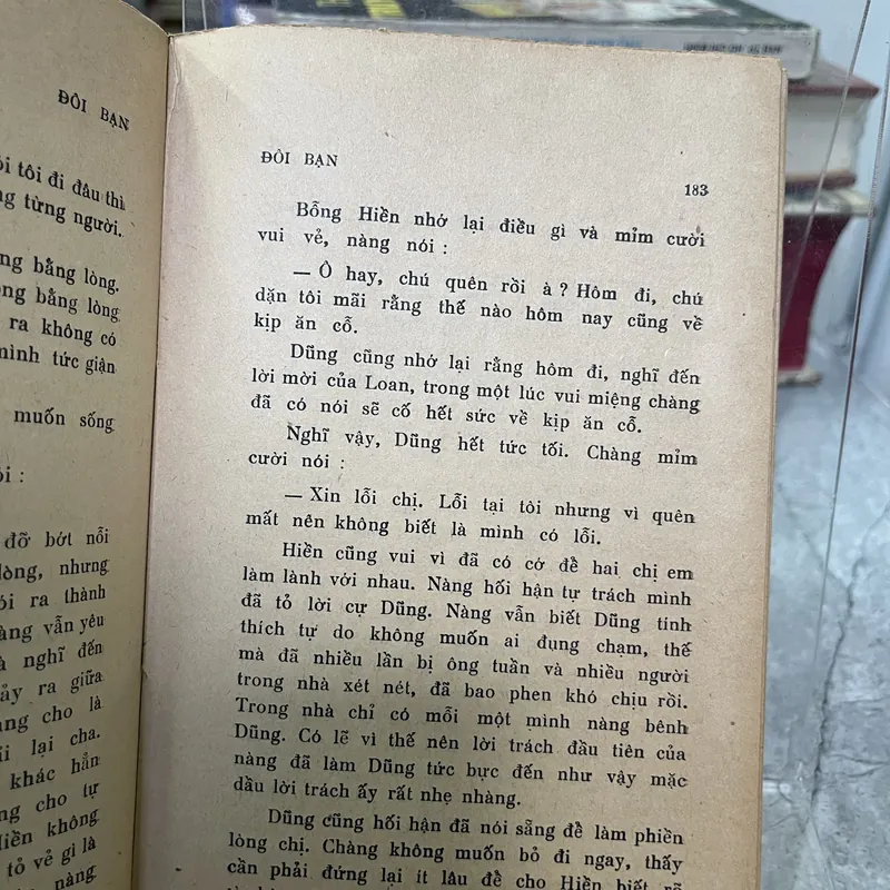 ĐÔI BẠN - NHẤT LINH 713394