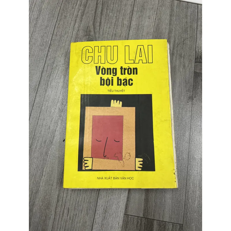 Vòng tròn bội bạc. 6h4 737232