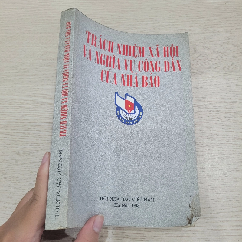 Trách nhiệm xã hội và nghĩa vụ công dân của nhà báo - Hội Nhà Báo Việt Nam 539296