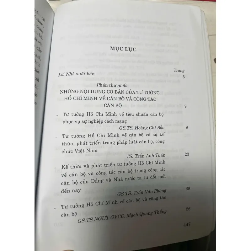 SÁCH TƯ TƯỞNG HỒ CHÍ MINH VỀ CÁN BỘ 700681