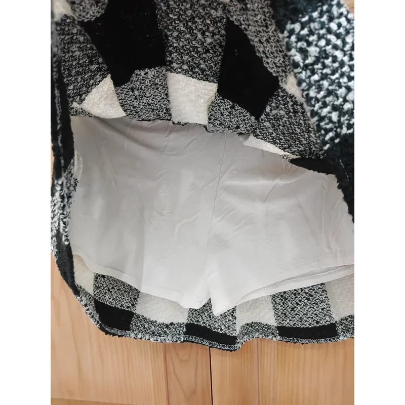 Chân váy kẻ caro có quần bên trong dưới 45kg 722809