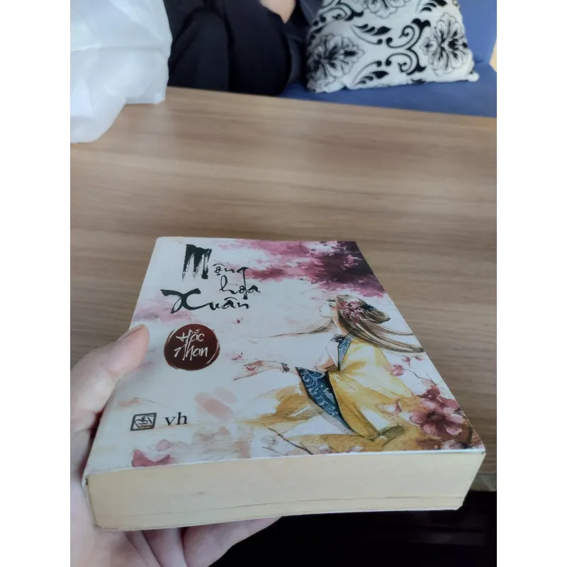 tiểu thuyết "Mộng Hoa Xuân" của tác giả Hắc Nhan.
 997162