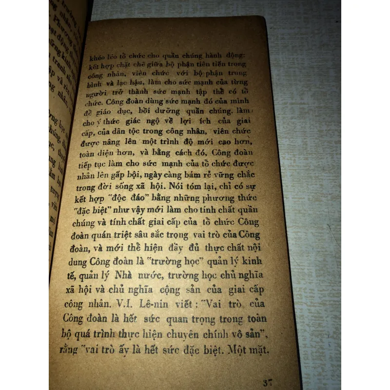 Tính chất vị trí, vai trò chúc năng nhiệm vụ của công đoàn 996018