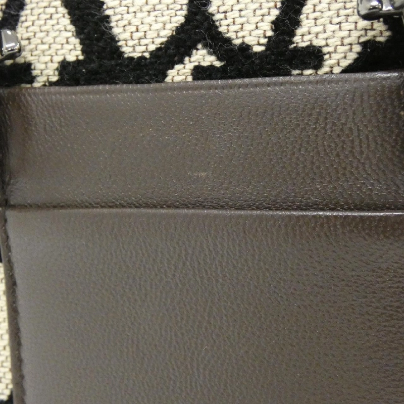 Túi xách vai Valentino Garavani 2Y0P0U34WWH - Hàng hiệu Authentic 803321