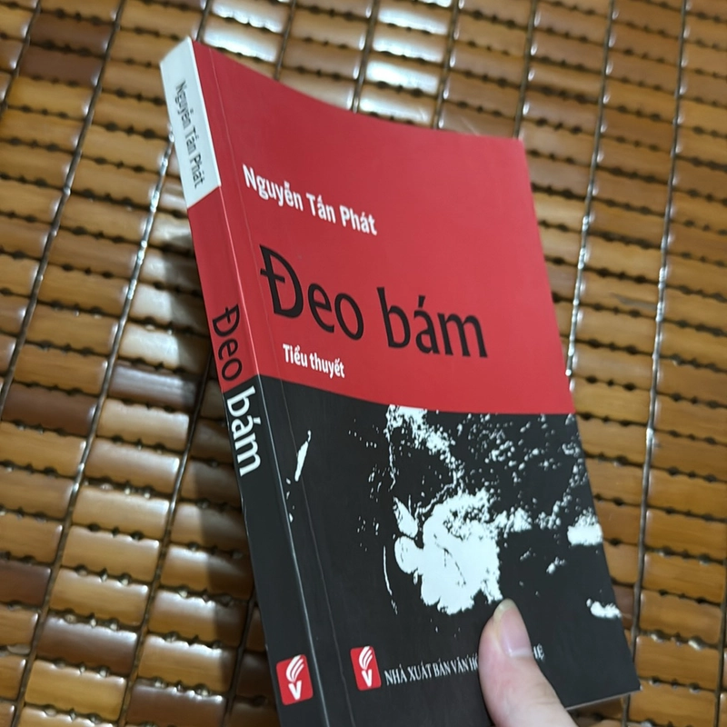 Đeo bám - Nguyễn Tấn Phát 522240