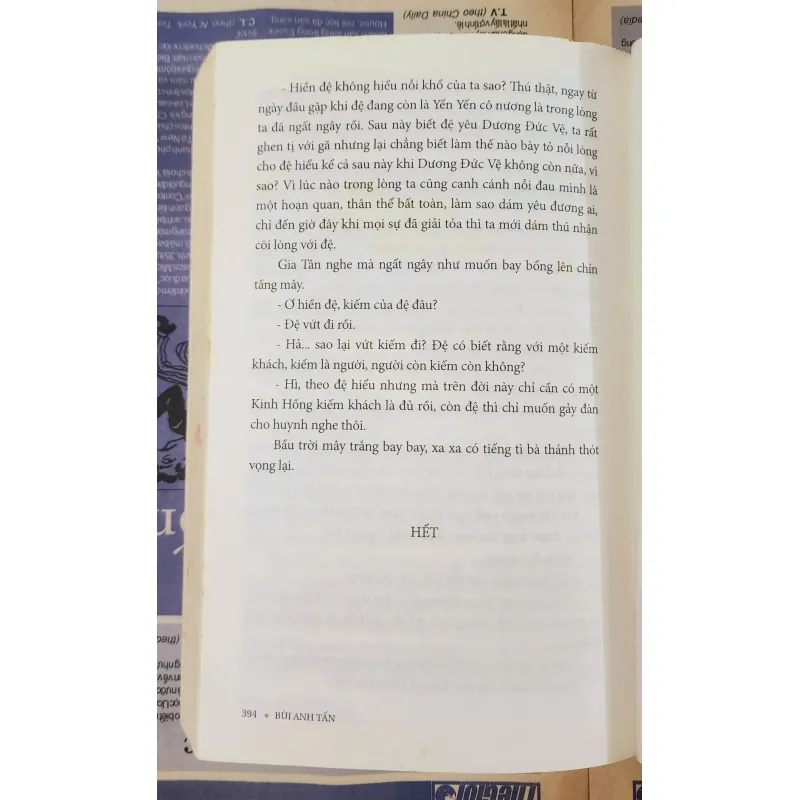 Tiểu thuyết lịch sử: BÍ MẬT HẬU CUNG (394 trang) 1002497