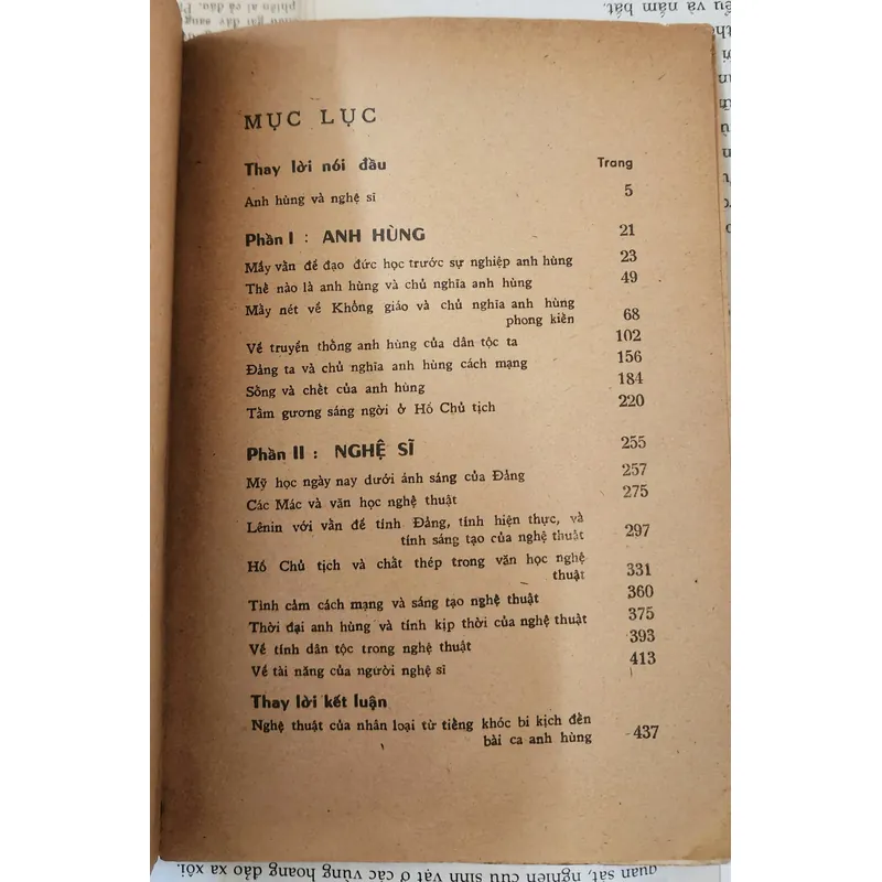 ANH HÙNG VÀ NGHỆ SĨ - Vũ Khiêu (467 trang) 707222