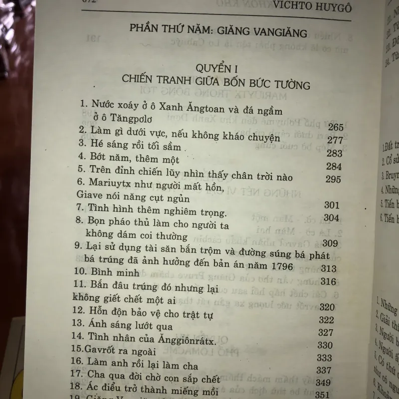 Những người khốn khổ - Victor Hugo 993341