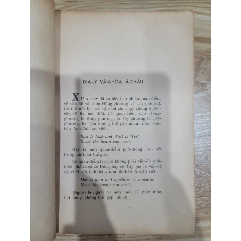 Văn hóa Việt Nam với Đông Nam Á - sách xưa  746986
