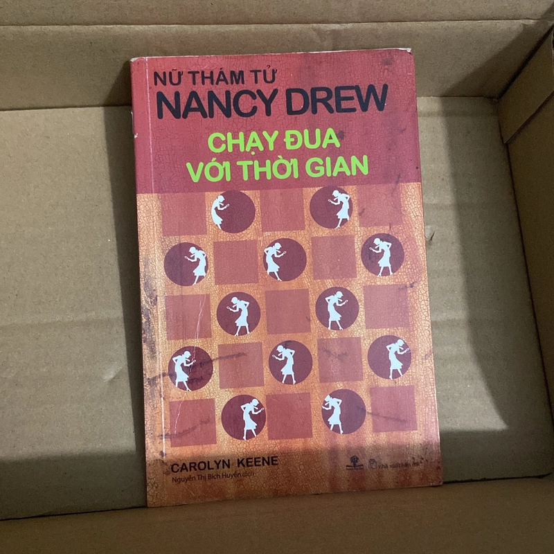 Trinh thám - nữ thám tử Nancy Drew chạy đua với thời gian 546474