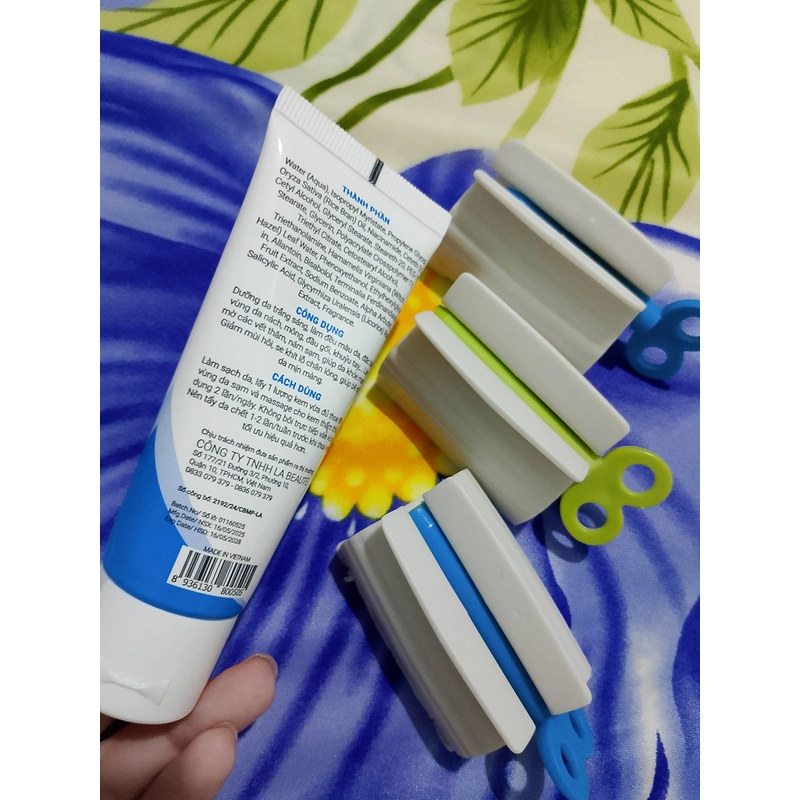 Kem Giảm Thâm ARMPIT CREAM / Dụng Cụ Vắt Tuýp 501676
