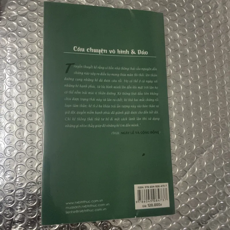 Câu chuyện vô hình và đảo 970198