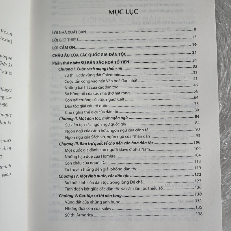Sự tạo thành bản sắc dân tộc châu Âu thế kỷ 18-20 | Anne Marie Thiese 525873