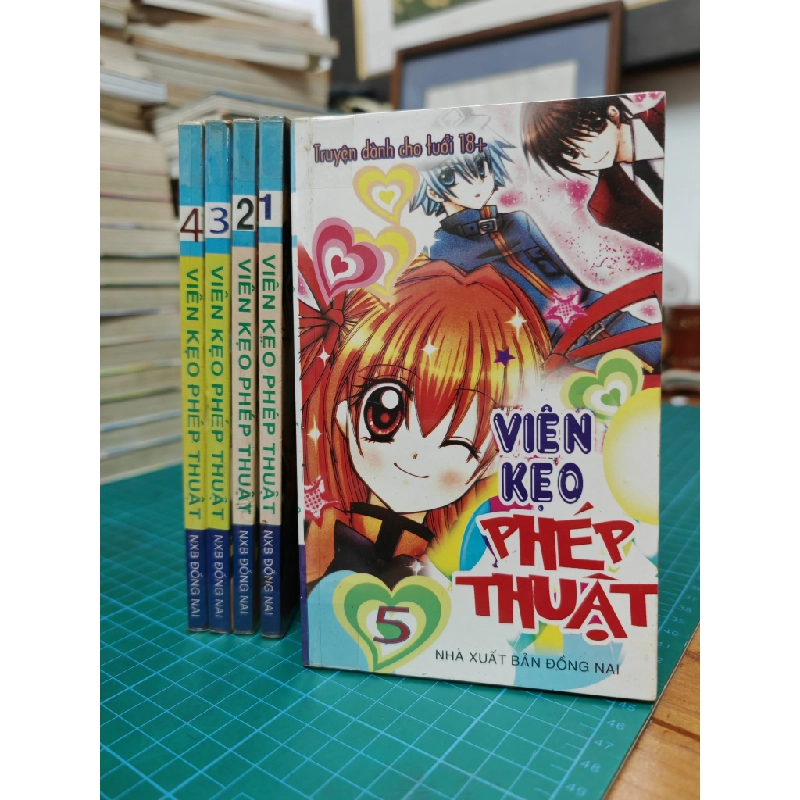 Truyện tranh viên kẹo phép thuật 469662