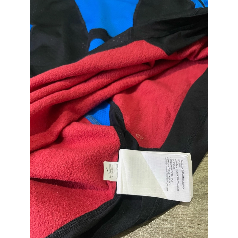 Áo giữ nhiệt dài tay Nike Pro COMBAT 381311