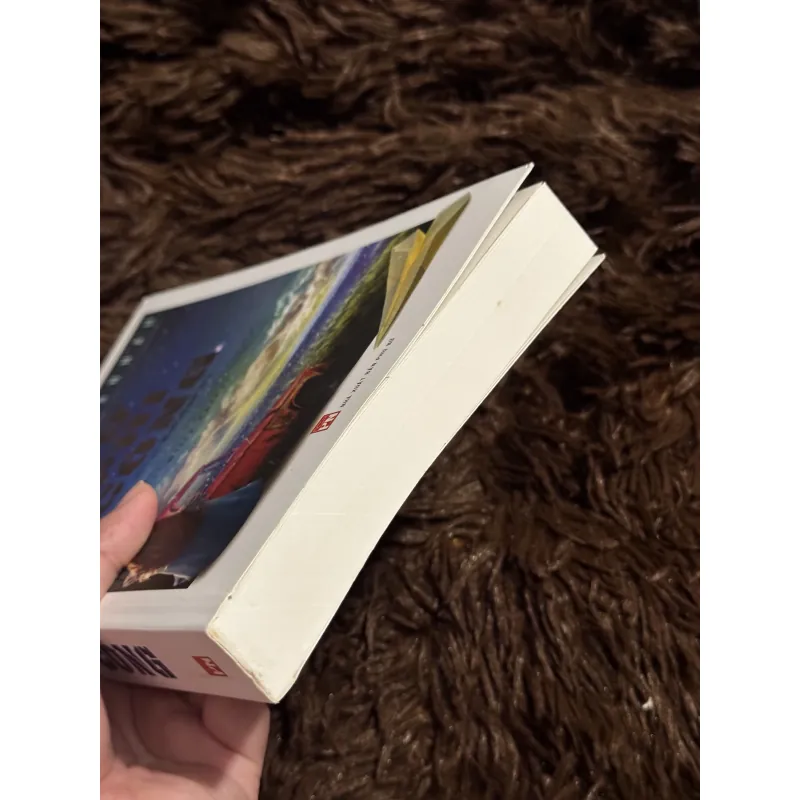 Nữ phi công 758051