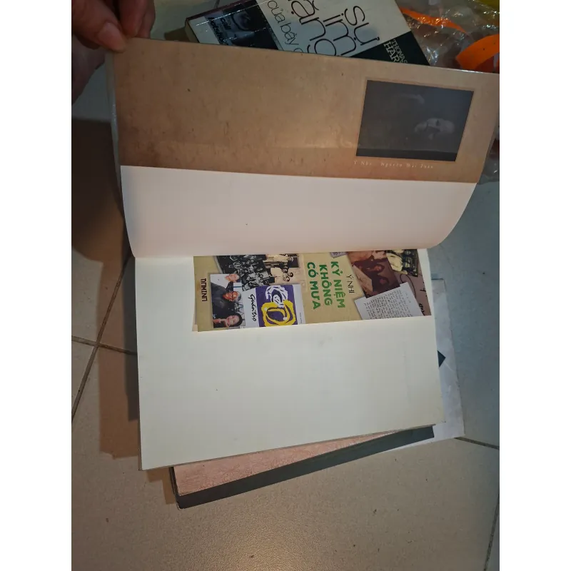 Ý nhi kỉ niệm không có mưa 930069