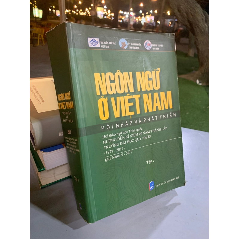 NGÔN NGỮ Ở VIỆT NAM HỘI NHẬP VÀ PHÁT TRIỂN (Tập 2) 509401