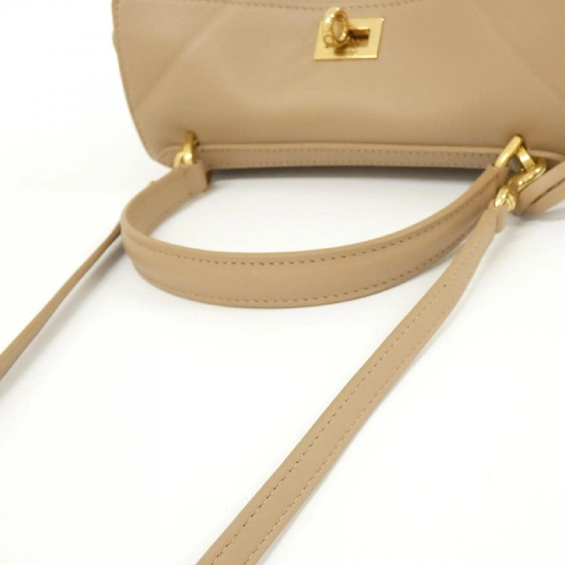 【Sản phẩm mới】Balenciaga Rodeo Mini 795456 2AA4V Túi 616786