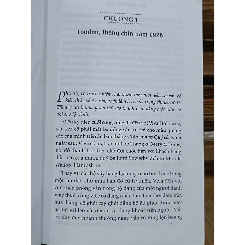 Phía Đông Mặt Trời - Julia Gregson (Hồ Anh Quang dịch) 971017