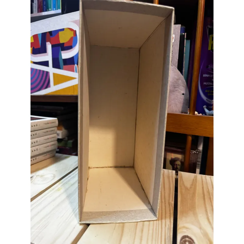 Box những người khốn khổ 781666